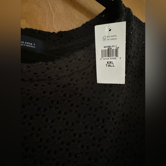 Gap, crochet, black tee, NWT, size XXL tall - Picture 8 of 9